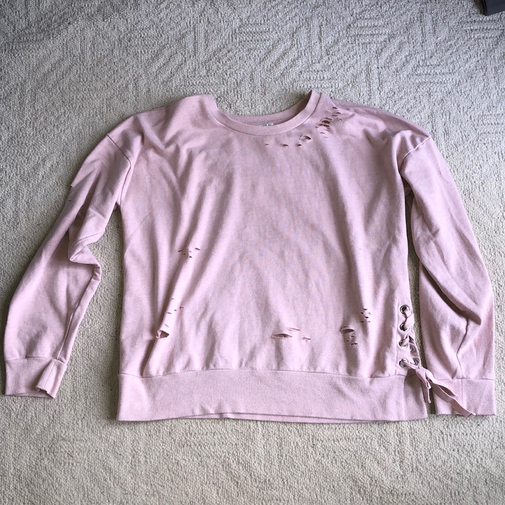 🔥 Forever 21, women’s XL, destroyed pullover